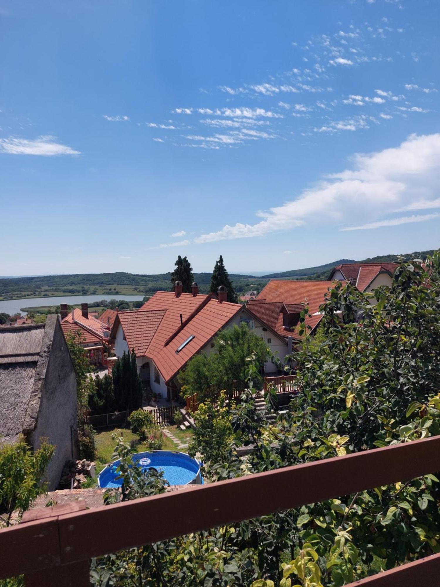Babamuzeum Apartman Tihany Bagian luar foto