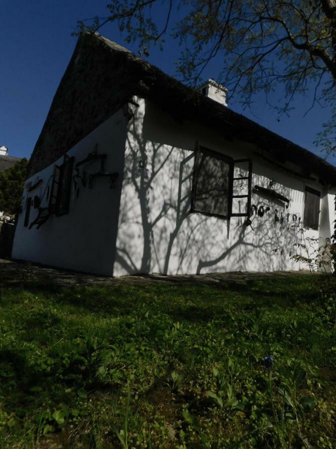Babamuzeum Apartman Tihany Bagian luar foto